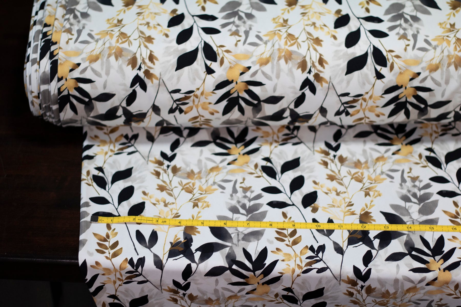 LOU LOU - WINTRY GOLD PRINTS